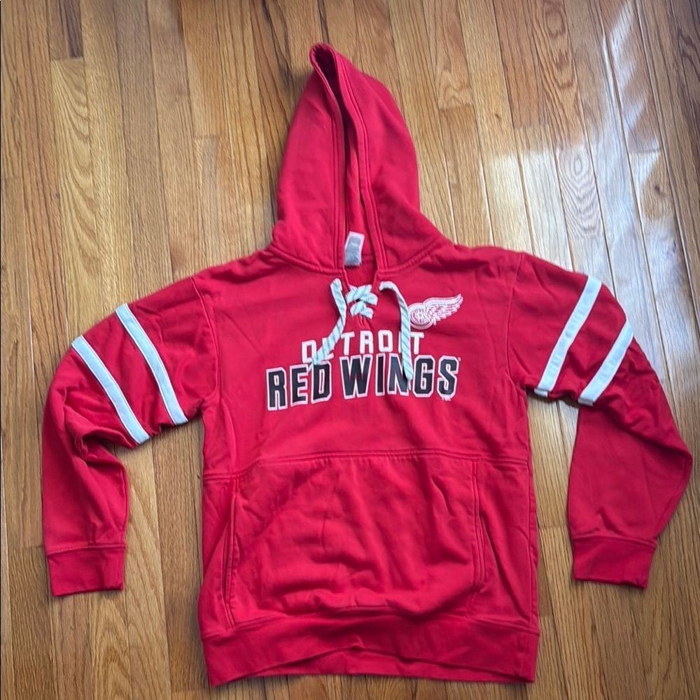 Detroit Red Wings Red Hoodie - Picture 2 of 2